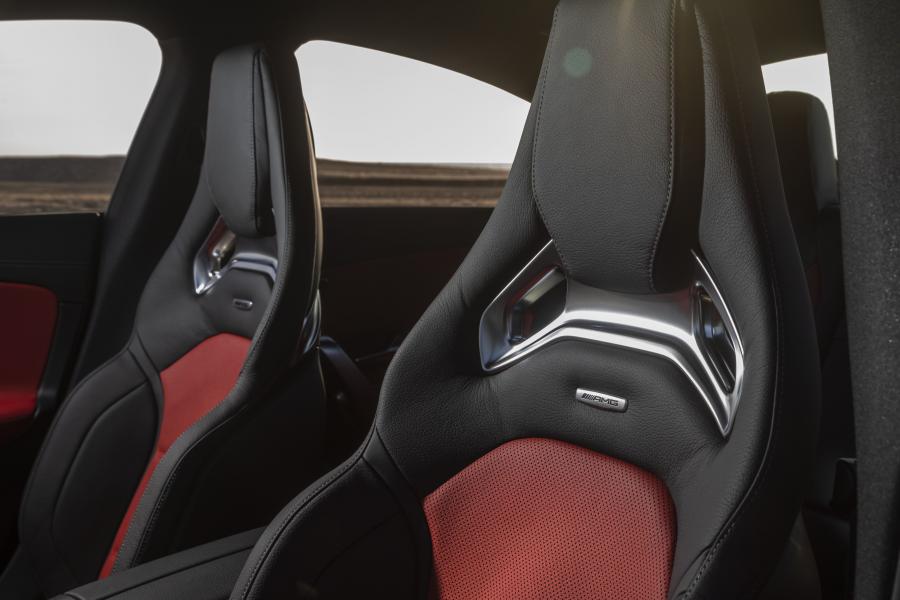 Интерьер Mercedes-AMG CLA45 4Matic+ (C118) 2019 года  (NA) (фото 56 из 73)